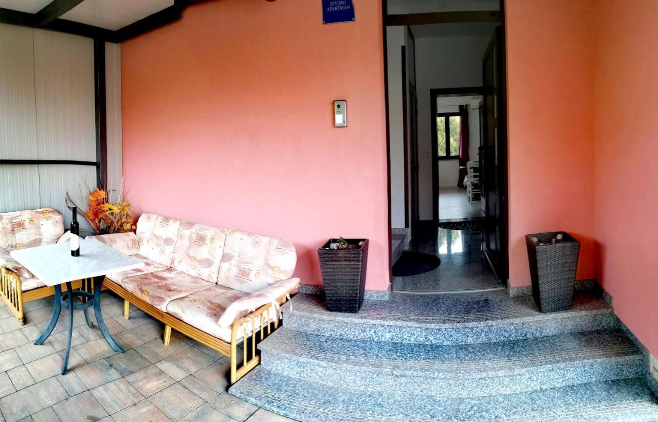 Triple M Apartment *